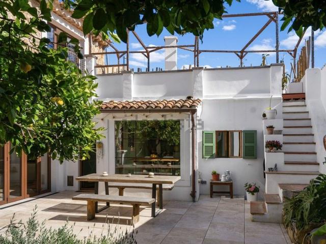 Chalet, Esporles