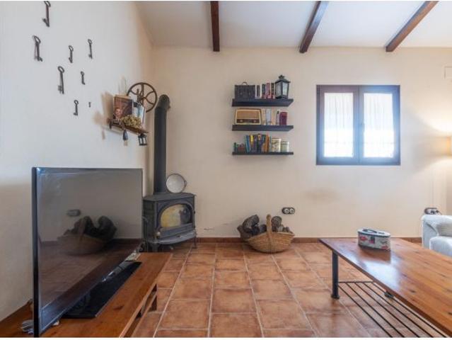 CHALET EXCLUXIVO JUNTO AL LAGO EN DEHESA CAMPOAMOR CASTILBLANCO DE LOS ARROYOS