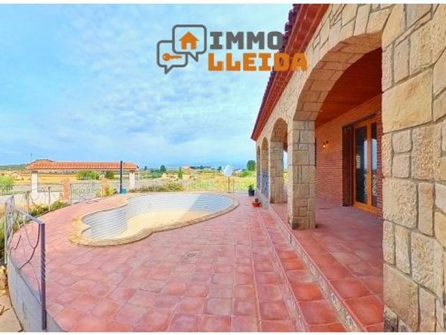 CHALET EXCLUSIVO en Arbeca