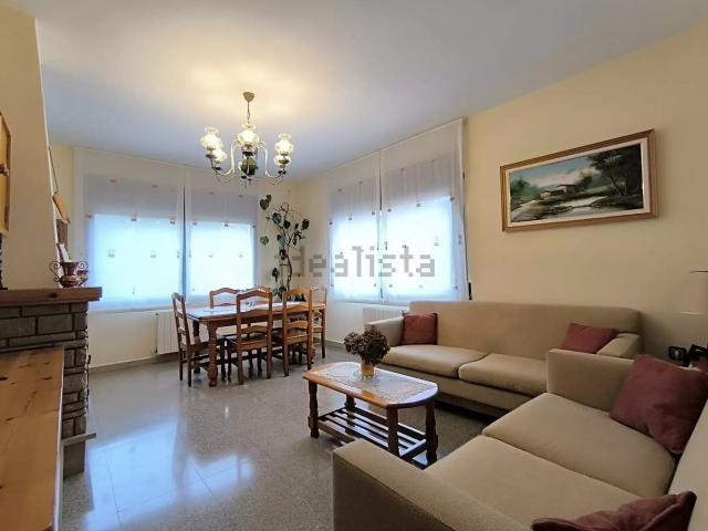 Chalet, Fogars de la Selva
