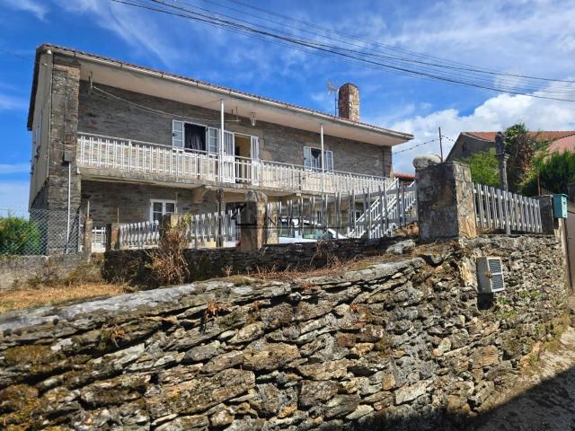 Chalet, Forcarei