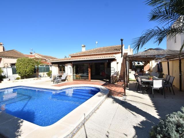 Chalet, Formentera del Segura