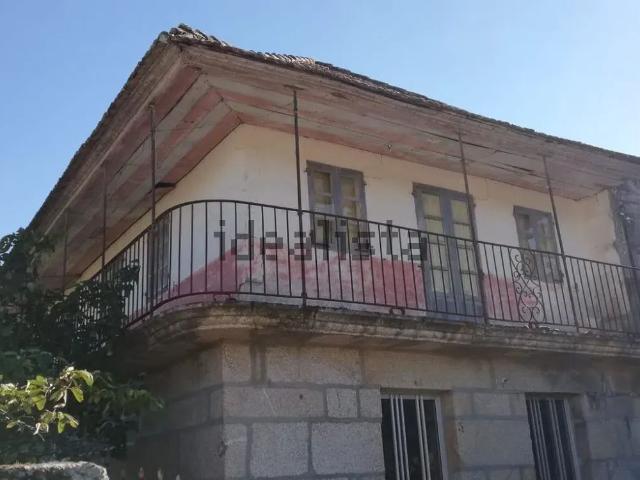 Chalet, Fornelos