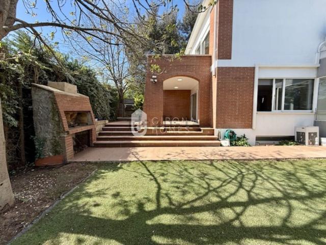 Chalet, Fornells de la Selva