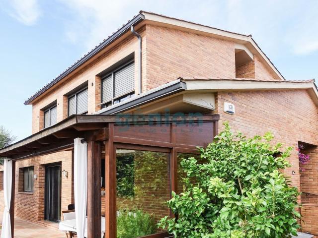 Chalet, Fornells de la Selva