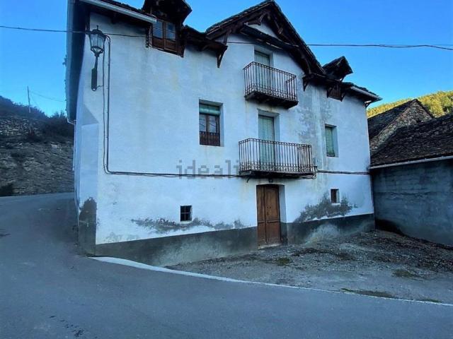 Chalet, Fago