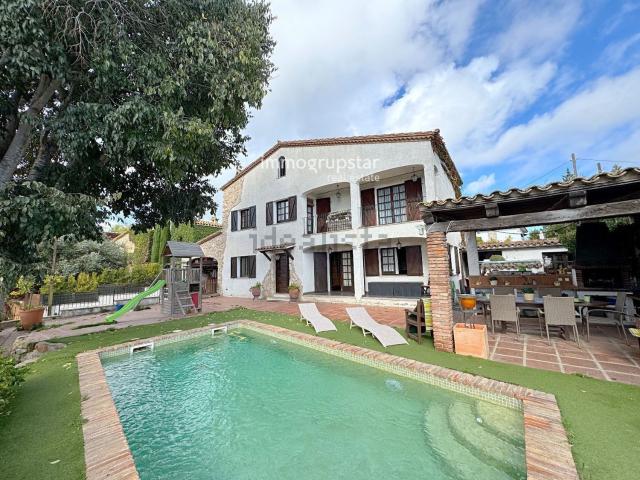 Chalet, Fenals, Castell Platja d&apos Aro