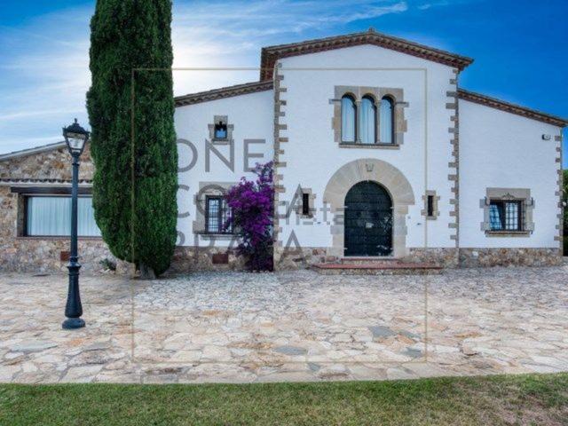 Chalet, Fenals, Castell Platja d&apos Aro