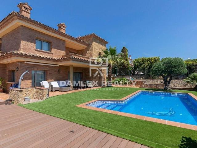 Chalet, Fenals, Castell Platja d&apos Aro