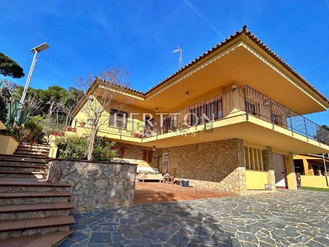 Chalet, Fenals, Castell Platja d&apos Aro