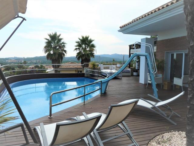 Chalet, Fenals, Castell Platja d&apos Aro