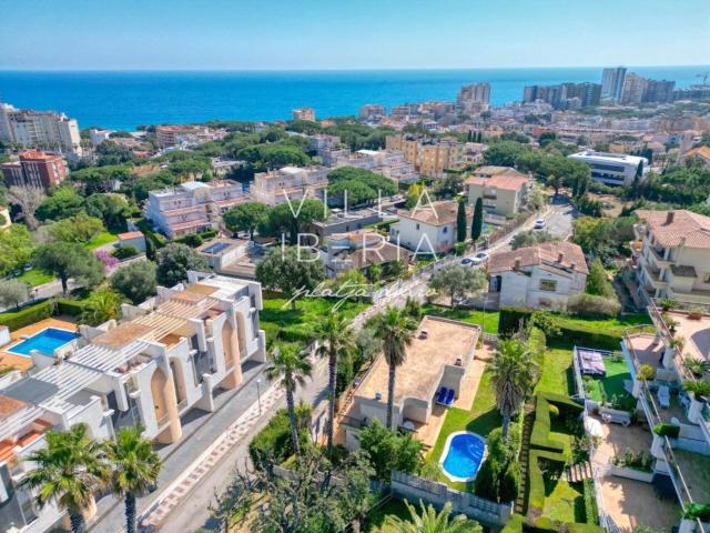 Chalet, Fenals, Castell Platja d&apos Aro