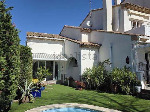 Chalet, Fenals, Castell Platja d&apos Aro