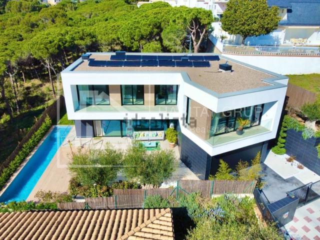 Chalet, Fenals, Castell Platja d&apos Aro