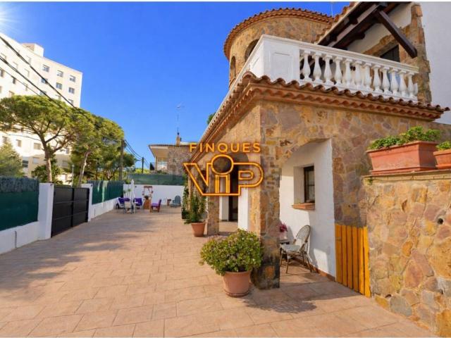 Chalet, Fenals, Castell Platja d&apos Aro