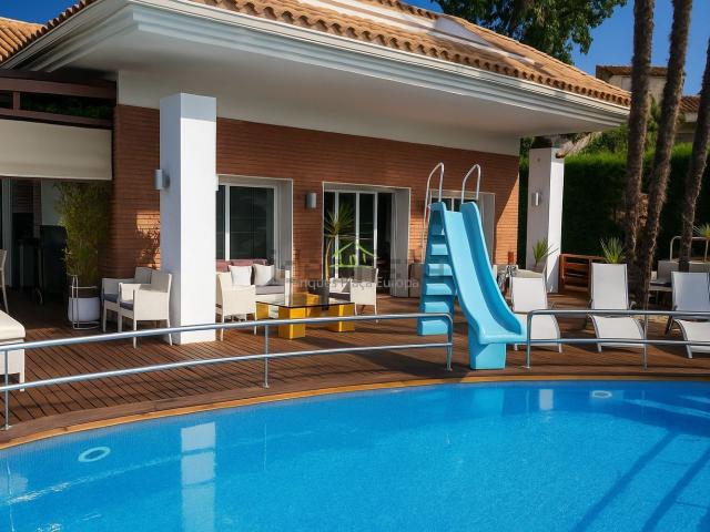 Chalet, Fenals, Castell Platja d&apos Aro