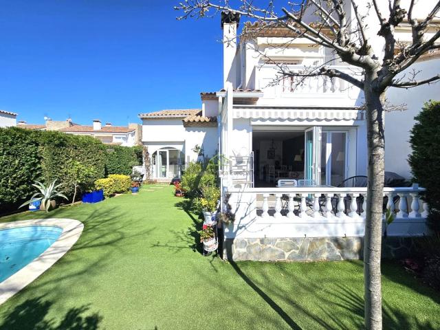 Chalet, Fenals, Castell Platja d&apos Aro