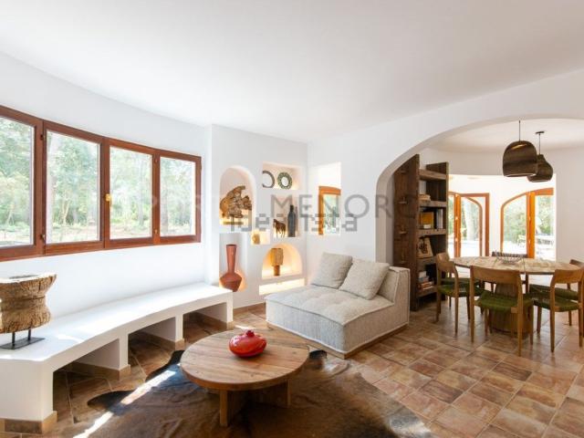 Chalet, Ferreries