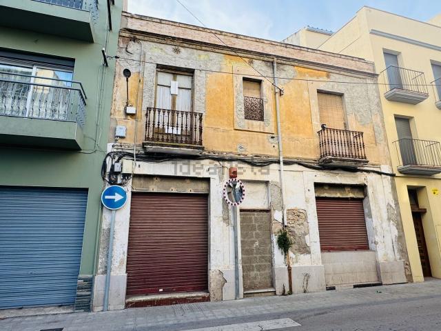 Chalet, Figueres