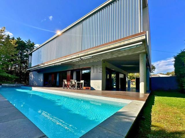 Chalet, Figueres