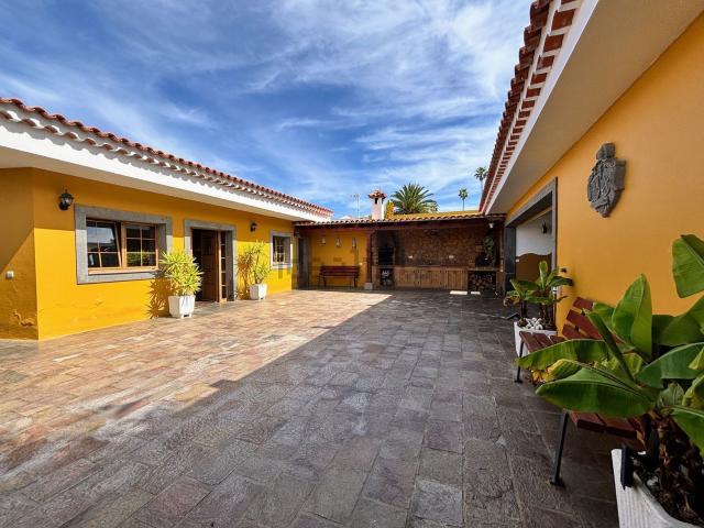Chalet, Firgas