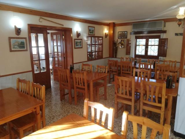 Chalet, Flix