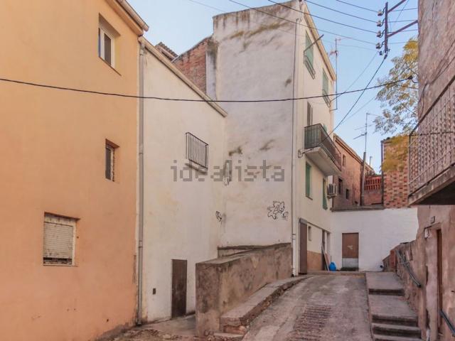 Chalet, Flix