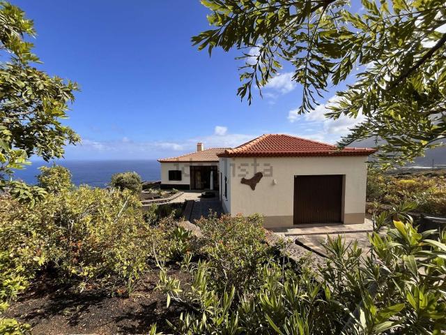 Chalet, Frontera
