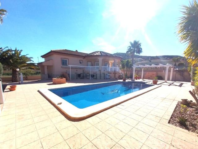 Chalet, Hondón de las Nieves