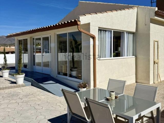 Chalet, Hondón de los Frailes