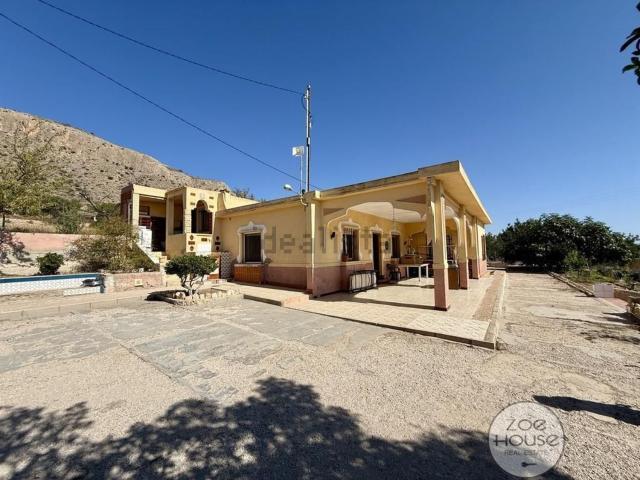 Chalet, Hondón de los Frailes