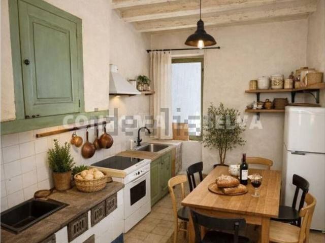 Chalet, Hostalric