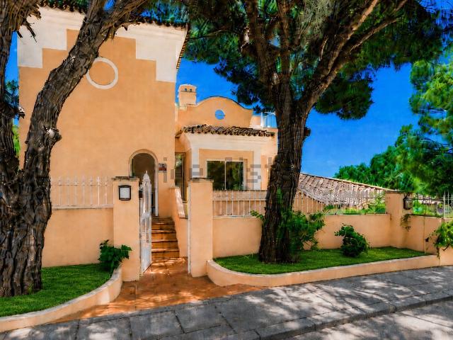 Chalet, Hacienda Elviria, Marbella