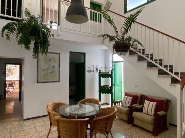 Chalet, Haria