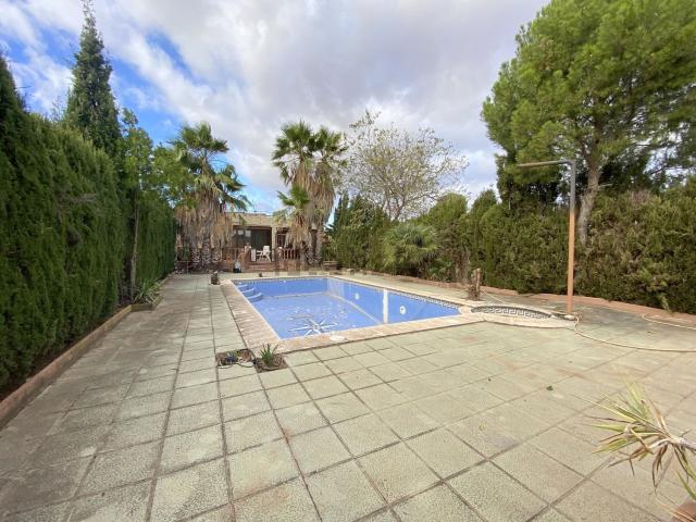 Chalet, Hellín