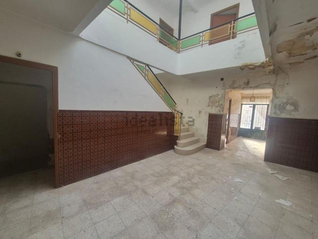 Chalet, Herencia