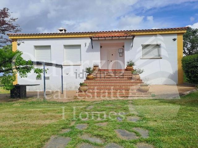 Chalet, Herrera de Alcántara
