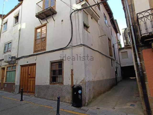 Chalet, Hervas