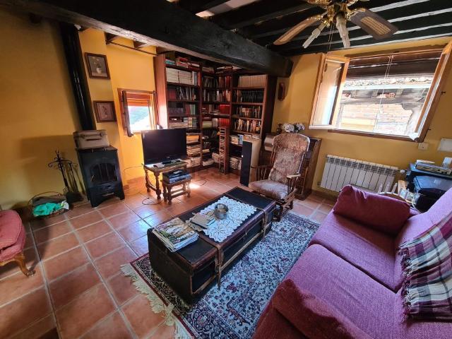 Chalet, Hervas