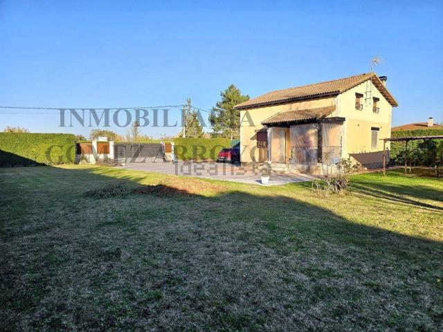 Chalet, Husillos