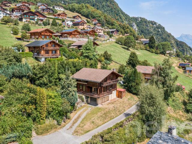 Chalet in Miex: absolute Ruhe und Panoramablick auf die Berge