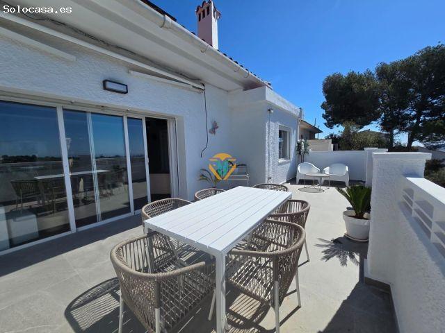 CHALET INDEPENDENTE CON PISCINA PROPIA !