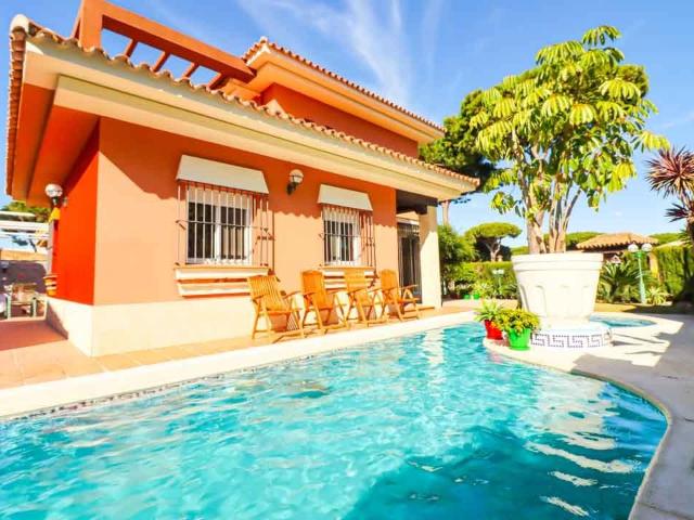 Chalet independiente a escasos 800 metros de la playa