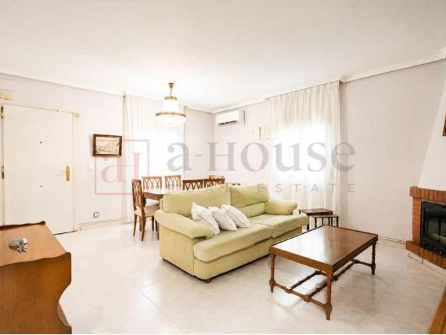 CHALET INDEPENDIENTE CON PISCINA