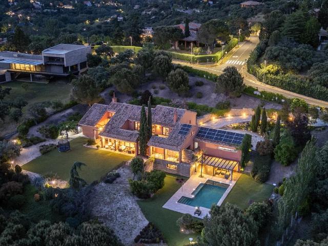 CHALET INDEPENDIENTE DE LUJO EN EL GOLF DE LAS ROZAS