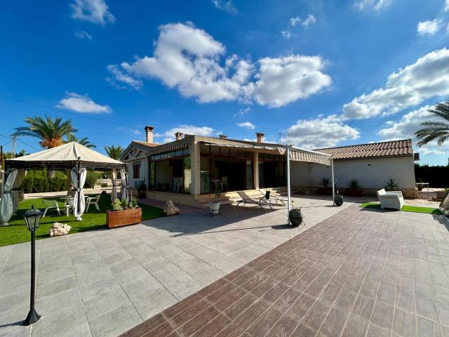 Chalet Independiente de Lujo