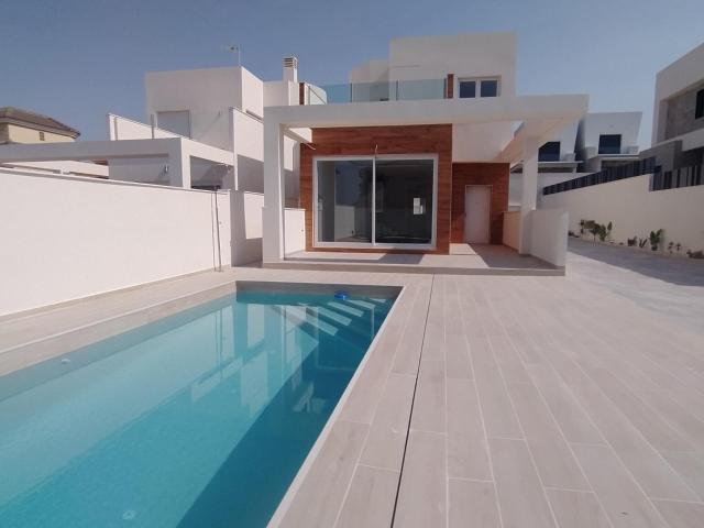 Chalet independiente en Torrevieja