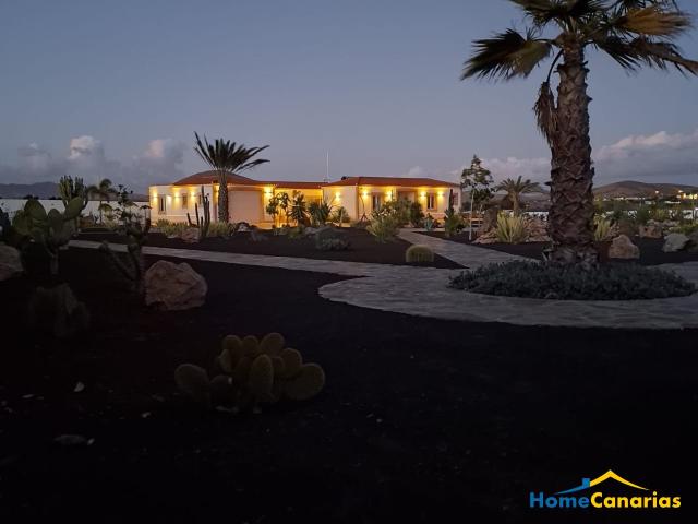 Chalet independiente en venta en Tuineje 347m² Tuineje