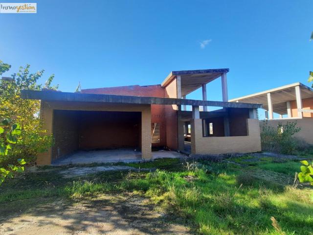 CHALET INDEPENDIENTE EN VENTA EN ALDEAMAYOR DE SAN MARTIN