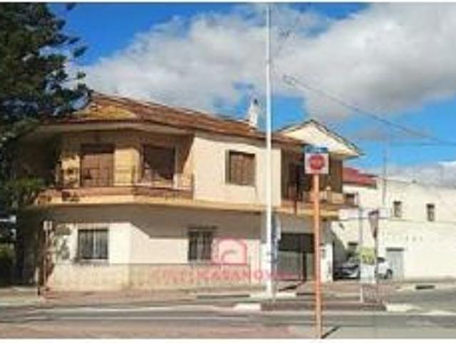 Chalet independiente en venta en Desamparados, Orihuela